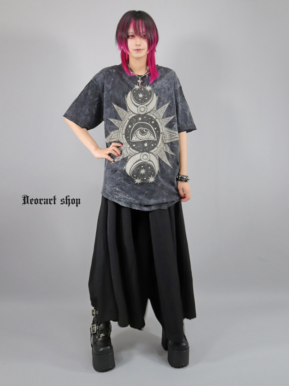 Deorart,ディオラート,通販,レトロ,Y2K,ファッション,Tシャツ,オーバーサイズ,BIGサイズ,古着,ヴィンテージ,日本未発売,サイバーポップ,サイバーファッション,ゴス,ゴシック,レトロゲーム,ピコピコ,平成レトロ,メンズ,レディス,V系,emo,punk,rock,harajyuku,大きいサイズ,モード,服