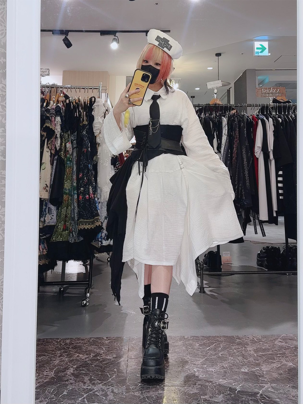 Deorart,ディオラート,モデル,ショップ,店舗,取扱店,スタッフコーデ,ペア,ファッション,メンズファッション,レディースファッション,V系ファッション,ゴシックファッション,地雷系女子.地雷系男子,サブカル系ファッション,ケラショップ,ティケマリア
