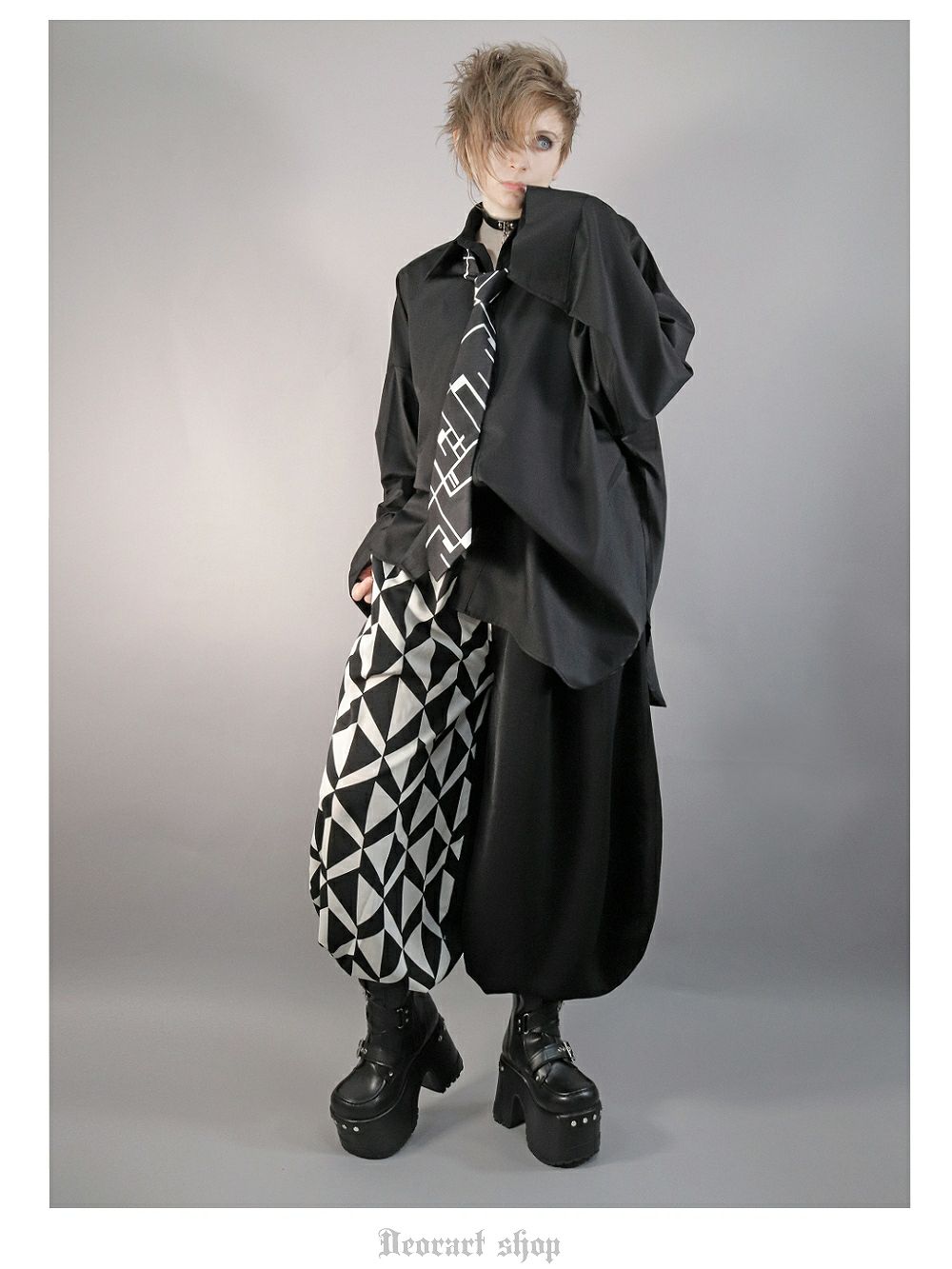 Deorart,ディオラート,V系,ヴィジュアル系,パンツ,セットアップ,チャイナパンツ,ニッカポッカ,ボンタン,ランタンパンツ, 太極拳,和装,作務衣,ゴシック,地雷系,メンズ,男装,レディス,カッコイイ,衣装,ダンス,メンズ,レディス