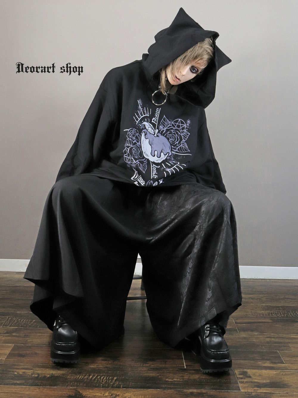 Deorart,ディオラート,地雷系,猫耳パーカー,ネコミミパーカー,ケモ耳,フード,V系,emo,punk,rock,原宿 ,ゴシック,モード,メンズ,レディス,ブランド,衣装,通販