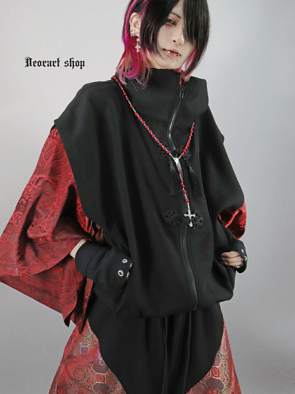 Deorart,ディオラート,V系,地雷系,中華柄,ハイネック,スタンドネック,ベスト,チャイナボタン,新中式,中華マフィア,チャイニーズマフィア,コーデ,ホスト,コンカフェ,ライブ,ファッション,ダンス衣装,メンズ,レディス,男装