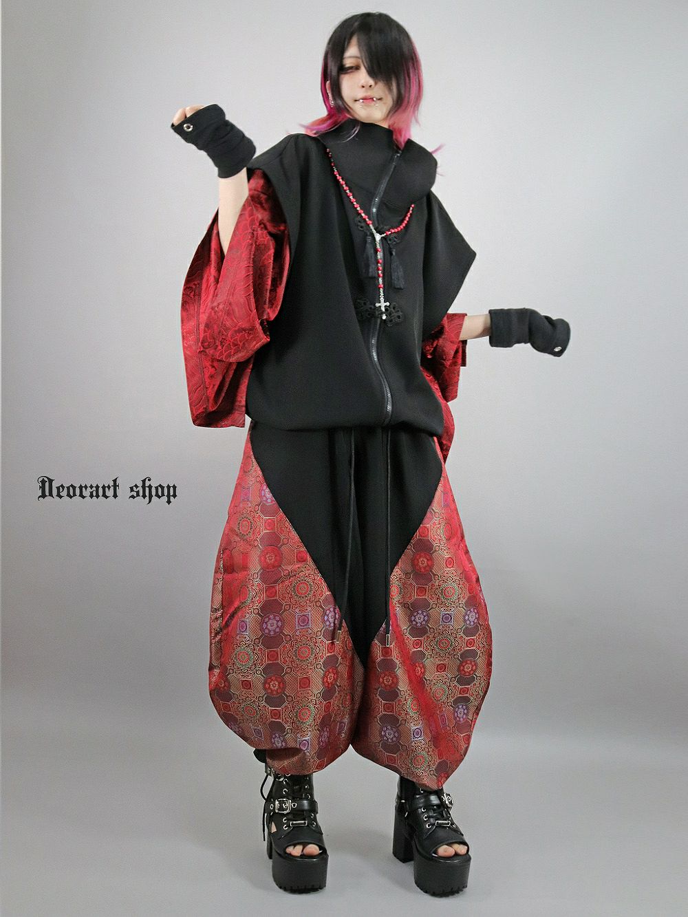 Deorart,ディオラート,V系,地雷系,中華柄,ハイネック,スタンドネック,ベスト,チャイナボタン,新中式,中華マフィア,チャイニーズマフィア,コーデ,ホスト,コンカフェ,ライブ,ファッション,ダンス衣装,メンズ,レディス,男装