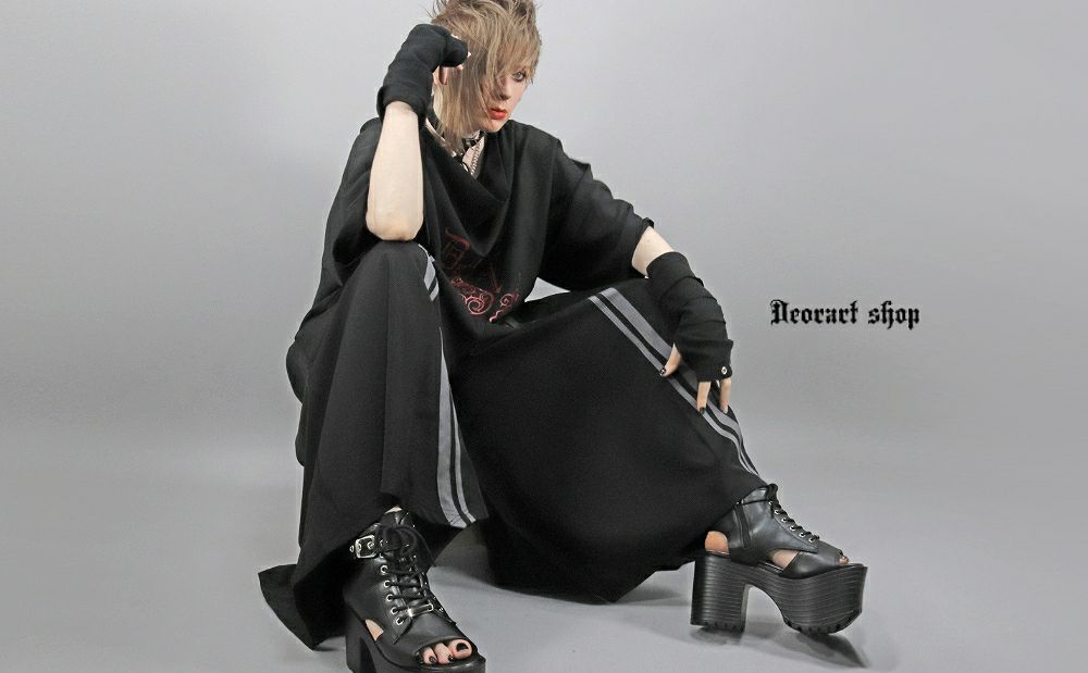 Deorart,ディオラート,地雷系,ジェンダーレス,ユニセックス,スカート,サイバー,原宿系,ジャージ,V系,goth china,,emo,punk,rock,harajyuku,ゴシック,モード,ファッション,服,通販