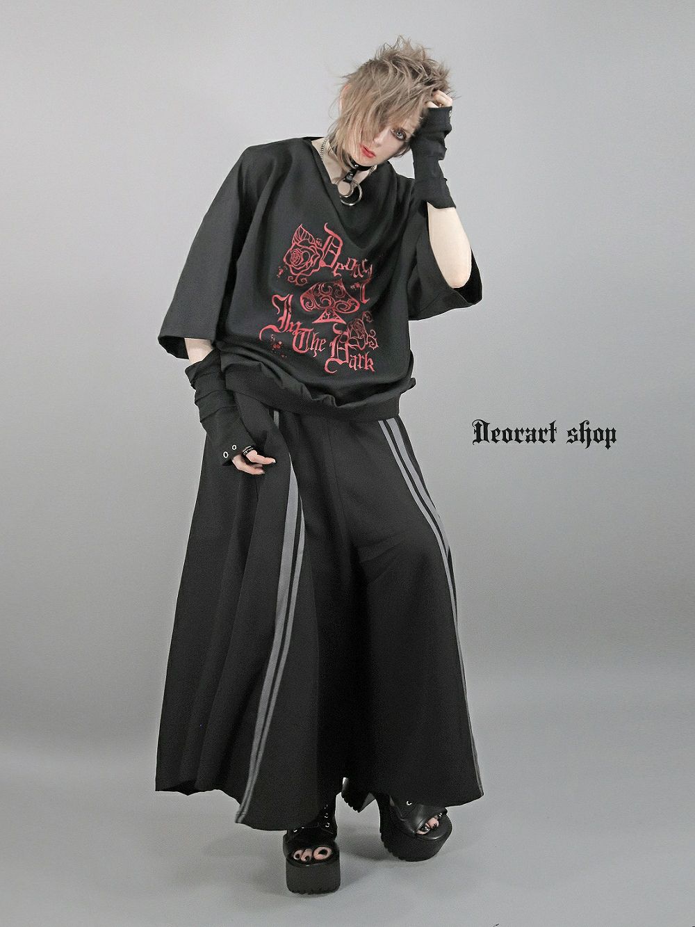 Deorart,ディオラート,地雷系,ジェンダーレス,ユニセックス,スカート,サイバー,原宿系,ジャージ,V系,goth china,,emo,punk,rock,harajyuku,ゴシック,モード,ファッション,服,通販