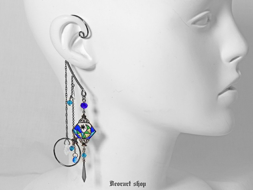 Deorart,ディオラート,イヤーフック,イヤリング,ゴシック,エスニック,ランタン,ステンドグラス風,月モチーフ,青,かわいい,ミステリアス,ゆれる,ロングタイプ,かっこいい,コスプレ,創作,サブカル系,