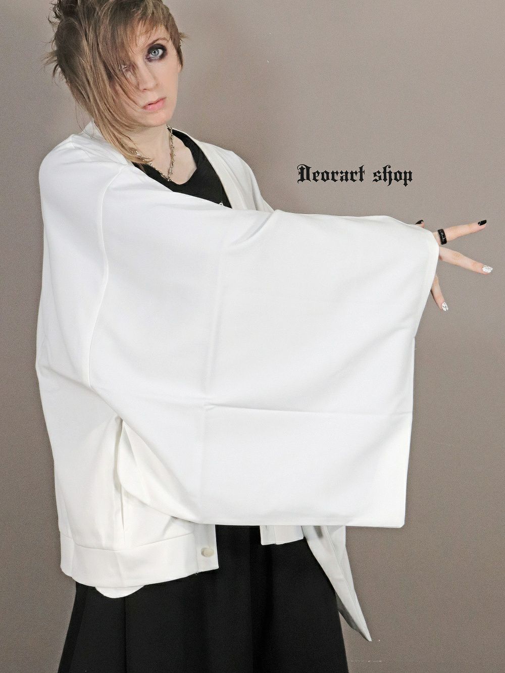 Deorart,ディオラート,モード,ゴシック,セットアップ,モノトーン,着物袖,振袖,和装セットアップ,カーディガン,羽織り,魔導士,魔法使い,ポンチョ,ワイド袖,新中式,チャイナ柄,ライブ,ファッション,衣装,メンズ,レディス,衣装,通販