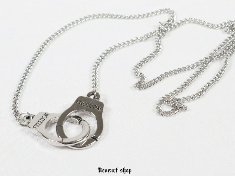 Deorart,ディオラート,ネックレス,アクセサリー,アクセ,通販,手錠ネックレス,手錠モチーフ,チェーンネックレス,かっこいい,かわいい,シルバー,V系ファッション,パンクファッション,ゴシックファッション,地雷系女子,地雷系男子,地雷系ファッション,20代,30代,40代