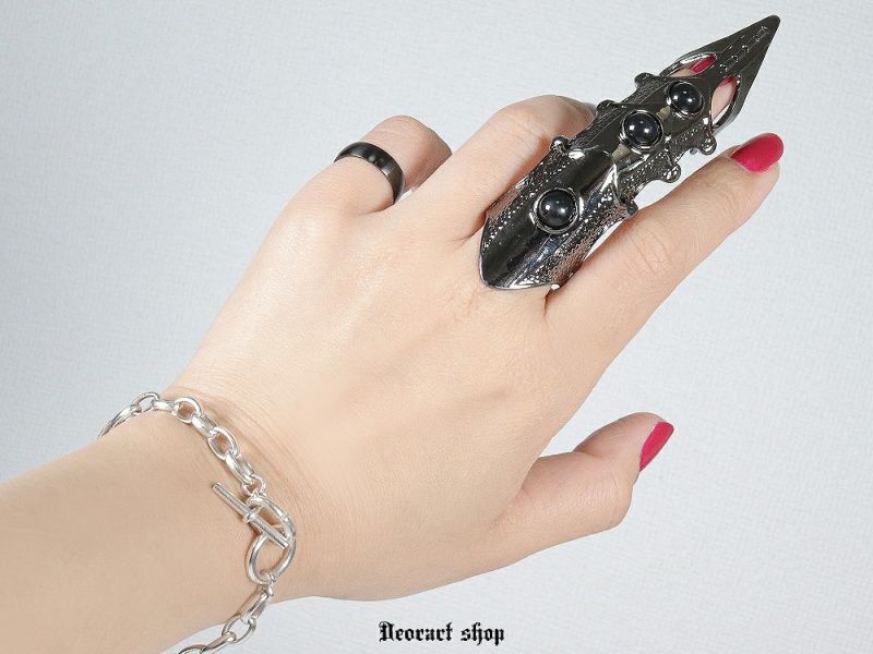 Deorart,ディオラート,かっこいい,指輪,リングアーマーリング,フィンガーリング,V系ファッション,パンクファッション,ゴシックファッション,メンズファッション,レディースファッション,ユニセックス,アクセサリー,アクセ,