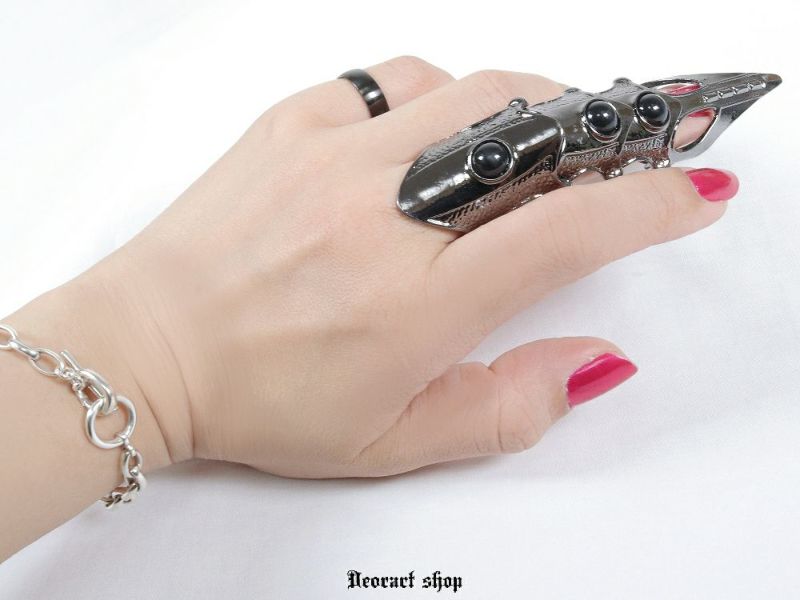 Deorart,ディオラート,かっこいい,指輪,リングアーマーリング,フィンガーリング,V系ファッション,パンクファッション,ゴシックファッション,メンズファッション,レディースファッション,ユニセックス,アクセサリー,アクセ,