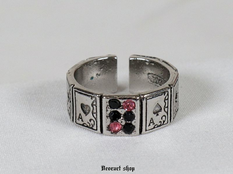 Deorart,ディオラート,指輪,リング,トランプ柄,アリスモチーフ,スペードモチーフ,ハートモチーフ,ストーン付き,リング,フルーサイズ,