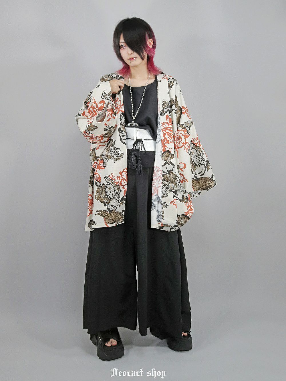 Deorart,ディオラート,和装,和柄,羽織り,浴衣,着物,白,黒,狛犬,獅子,中華柄,派手,ゴシック,和ゴス,コスプレ,衣装,, 地雷系,ライブ,V系,emo,Vrock,kimono,anime,fashion