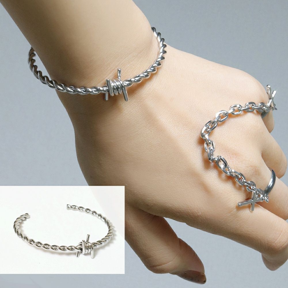 Deorart,ディオラート,有刺鉄線,スタッズ,バングル,腕輪,重ね付け,V系,ヴィジュアル系,サブカル,ファッション,連結,アーマーリング,メンズ,レディス ,emo,Vrock,kimono,anime,fashion