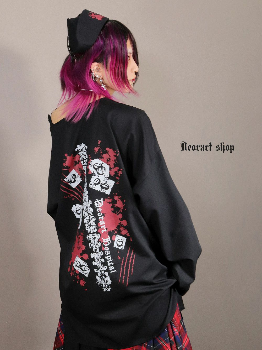 Deorart,ディオラート,ナースキャップ,病院風コーデ,血まみれ,包帯,ナースコーデ,ドクター,注射器,聴診器,プリント,医者,白衣,マッドサイエンティスト,コスプレ,ゴスロリ,通販,地雷系,ハロウィン,衣装,バンド,コンカフェ,V系,ヴィジュアル系,男,メンズ,レディース,ファッション,mad scientist,emo,fashion