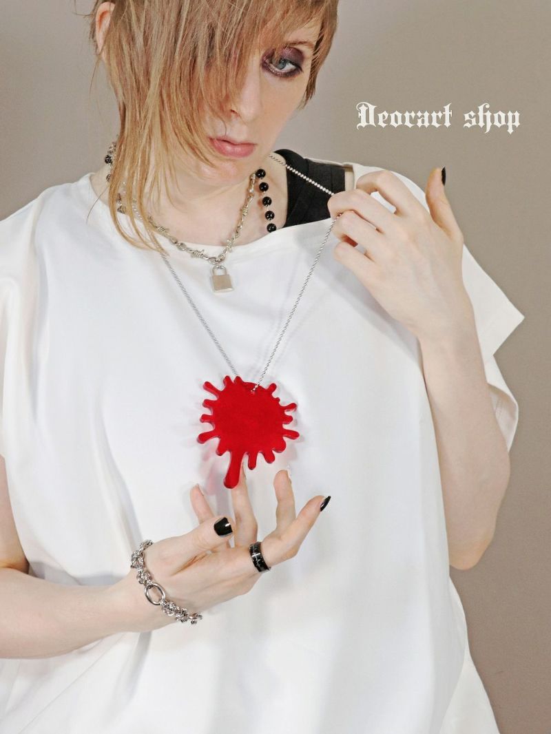 Deorart,ディオラート,アクリル,ゴシック,ホラー,スプラッシュ,血しぶき,アクリル,大きめ,モチーフ,ネックレス,病みかわ,V系,ヴィジュアル系,ゴスロリ,原宿系,ファッション,ギフト,メンズ,レディス,アクセサリー