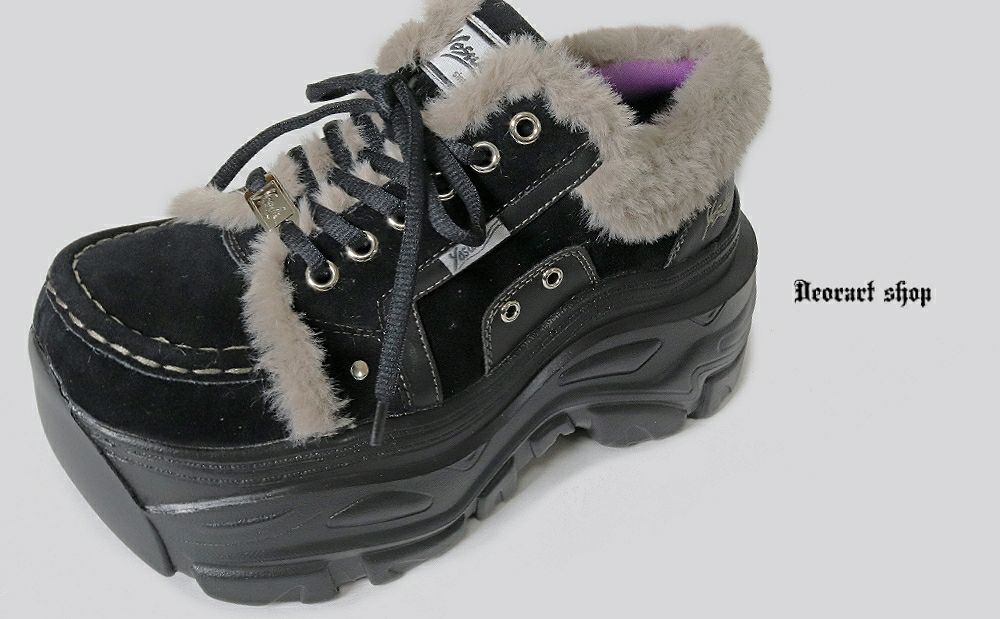 Deorart,ディオラート,通販,ファー,スニーカー,シューズ,厚底ブーツ,ショートブーツ,かっこいい,かわいい,レディース,ゴシックファッション,V系ファッション,地雷系女子,地雷系男子,歩きやすい,疲れにくい