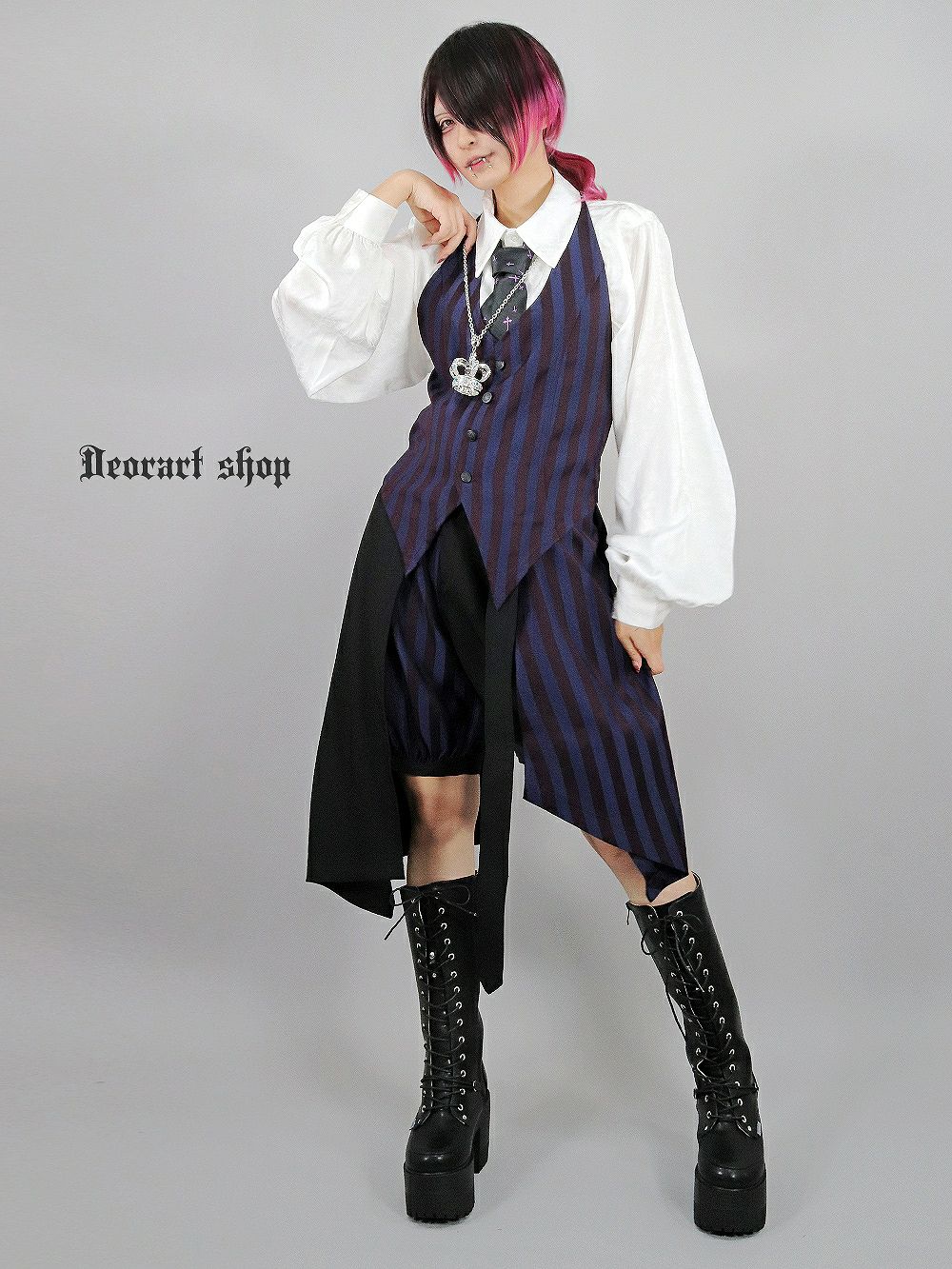 Deorart,ディオラート,V系,ストライプ,ホラー,地雷系,執事風ギャルソン,マント,ベスト,ジレ,中世,王子,セットアップ,V系,ヴィジュアル系,コーデ,ホスト,コンカフェ,ライブ,ファッション,ダンス衣装,メンズ,レディス,男装